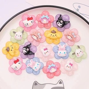 จี้เรซิ่นรูปดอกไม้สีแดงสดใส ดีไซน์กลีบดอก สำหรับเครื่องประดับ เคสมือถือ กิ๊บติดผม ฤดูใบไม้ผลิ 2024 - Product Image 1