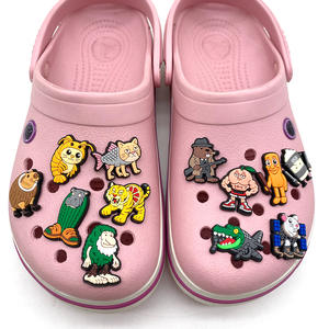 Figurines en plastique souple PVC, style italien, Tung Tung Tung Sahur, accessoires de chaussures DIY, breloques pour sabots, unisexe - Product Image 1