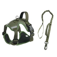 Laisse tactique pour chien avec poignée renforcée, en nylon extensible, avec bande réfléchissante sur la poitrine et le dos pour une meilleure adhérence.