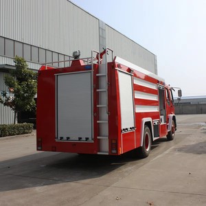 <span class=keywords><strong>Camion</strong></span> de pompiers multifonctionnel 8 m³ pour intervention d'urgence en zone urbaine et forestière – Nouveau <span class=keywords><strong>camion</strong></span>-citerne à eau - Product Image 3