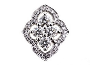 จี้สร้อยคอเงินแท้ 925 รูปใบโคลเวอร์สี่แฉก ประดับด้วยเพชรคิวบิกเซอร์โคเนียสีขาวและหลากสี ดีไซน์สวยงาม - Product Image 2