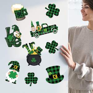 Aimant de réfrigérateur irlandais pour la Saint-Patrick, trèfle à quatre feuilles qui brille dans le noir, autocollant magnétique pour voiture, décoration de porte de garage pour les fêtes - Product Image 1