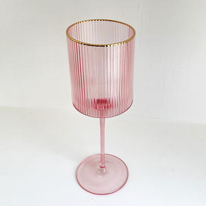 <span class=keywords><strong>Verre</strong></span> à vin cannelé à nervures en cristal <span class=keywords><strong>verre</strong></span> coupé <span class=keywords><strong>tropical</strong></span> avec rayures et bord doré <span class=keywords><strong>verre</strong></span> à vin rouge à longue tige sans pied - Product Image 2