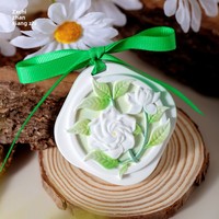 Diffuseur d'arômes solide en pierre de gypse aux fleurs sauvages des montagnes, longue durée, pour la maison, la garde-robe et comme pendentif de voiture suspendu, souvenir