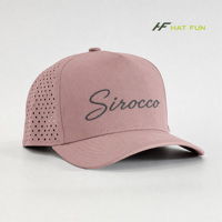 Casquette de baseball personnalisée en gros à 5 ou 6 panneaux, avec logo en silicone et patch en nylon, perforations laser, légère, pour sports de plein air