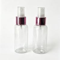Flacon pulvérisateur PET avec pompe électroplaquée rose pour brume cosmétique, parfum, tonique, impression personnalisée du logo et de la couleur