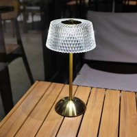 Table LED en cristal moderne rechargeable à commande tactile à intensité variable 3 modes de couleur Tambour flexible classique en aluminium pour l'ambiance de la chambre à coucher