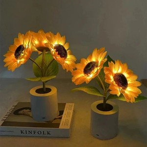 Lampe LED Fleur <span class=keywords><strong>de</strong></span> Tournesol Veilleuse en Plastique Blanc Chaud Décoration Chambre Cadeau Saint-Valentin <span class=keywords><strong>Anniversaire</strong></span> <span class=keywords><strong>pour</strong></span> Elle <span class=keywords><strong>Maman</strong></span> Épouse - Product Image 6