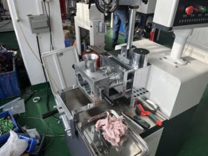 Mélangeur automatique de mélange en plastique R & D Rotor autonettoyant mélangeur interne ouvrable composant de noyau de moteur malaxeur en caoutchouc - Product Image 6