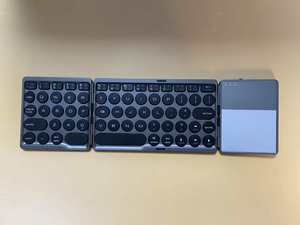 <span class=keywords><strong>OEM</strong></span> Biểu Tượng Tùy Chỉnh Không Dây Sạc Mini Có Thể Gập Lại Bt Bàn Phím Với Touchpad - Product Image 2