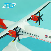 Modelo de Avión Firefiy ATR72-500 Escala 1/100 27cm, Diseño Personalizado, Hecho a Mano, Moldeado por Inyección en ABS, Logotipo Personalizable para Proyectos