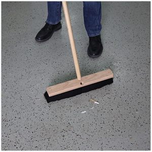 Boardwalk BWK20218 2.5 pulgadas Cerdas de Fibra de Tampico Negras de 18 Pulgadas Cepillos de Limpieza para Pisos, Cabezales de Cepillo para Limpieza - Product Image 4