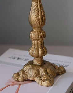 Vente chaude <span class=keywords><strong>Bougeoir</strong></span> créatif rétro en fer <span class=keywords><strong>noir</strong></span> pour salle à manger Salon de coiffure Bougeoirs en métal doré pour accessoires de décoration intérieure - Product Image 3