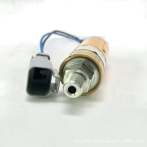 Sensor de Presión de Aceite Senwitt 107-0614, Pieza Metálica para Maquinaria Forestal - Product Image 4