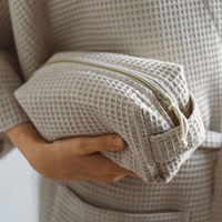 Pochette cosmétique personnalisée en tissu gaufré, sac à maquillage moelleux à motif damier, pochette cosmétique portable avec poignée