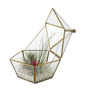 QY Großhandel Anpassung Geometrisches Kupfer Terrarium Runde Glasvase Schwarz Golden Glass House Plant Terrarium - Product Image 4