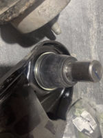 Bras inférieur arrière gauche et droit d'origine pour Infiniti Nissan Y62 Patrol, référence OE 54501, neuf, 2010- (sans service d'installation)