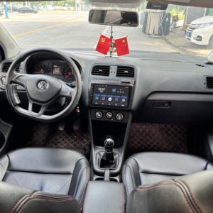 Voiture d'<span class=keywords><strong>occasion</strong></span> abordable <span class=keywords><strong>Polo</strong></span> 2017 1.4L Transmission manuelle 2 roues motrices 5 places Conduite à gauche <span class=keywords><strong>Essence</strong></span> Utilisée pour les trajets quotidiens Voiture d'<span class=keywords><strong>occasion</strong></span> - Product Image 4