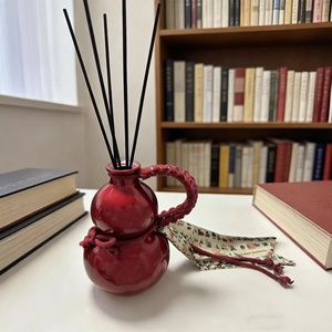 Diffuseur d'encens sans flamme en forme de <span class=keywords><strong>gourde</strong></span>, artisanal, sans alcool, grande capacité 500 ml, parfum longue durée 90-120 jours, cadeau rafraîchissant pour l'<span class=keywords><strong>air</strong></span> ambiant - Product Image 3