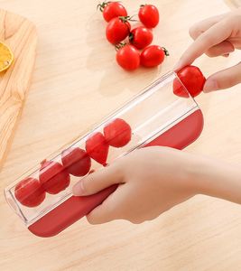À la mode en plastique Cutter Raisin Trancheuse Raisin Vert <span class=keywords><strong>Tomate</strong></span> <span class=keywords><strong>Cerise</strong></span> Cutter Légumes Tranchage Oignon Cutter - Product Image 1