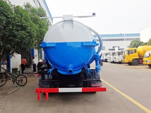 Affordable Dongfeng 4X2 6000 Liters Vacuum Sewage Truck for Septic Tank Cleaning & Municipal Waste Collection - Product Image 5