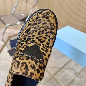 Zapatos de Boda Unisex de Diseño de Alta Calidad con Estampado de Leopardo, Zapatos Sin Cordones de Cuero Genuino de Marca de Moda - Product Image 6