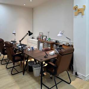 Mesa y Silla de Manicura Modernas en Forma de L, de Madera Sólida, Multifuncionales y Fáciles de Limpiar - Product Image 5