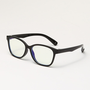 2025 nueva moda niños <span class=keywords><strong>gafas</strong></span> <span class=keywords><strong>de</strong></span> bloqueo <span class=keywords><strong>de</strong></span> luz azul niños niñas silicona Flexible protección <span class=keywords><strong>seguridad</strong></span> <span class=keywords><strong>gafas</strong></span> <span class=keywords><strong>de</strong></span> ordenador - Product Image 3