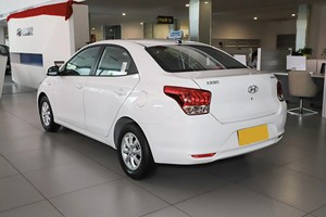 ฮุนได เวอร์นา ปี <span class=keywords><strong>2020</strong></span> เครื่องยนต์ 1.4 ลิตร เกียร์ธรรมดา รุ่น GL Huanxin Edition รถเก๋งเบนซิน 5 ที่นั่ง พวงมาลัยซ้าย <span class=keywords><strong>มือ</strong></span><span class=keywords><strong>สอง</strong></span> รถประหยัดน้ำมัน สำหรับส่งออก - Product Image 3