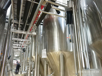 Équipement de brasserie économique 2000L avec cuves de fermentation en acier inoxydable pour la bière lager