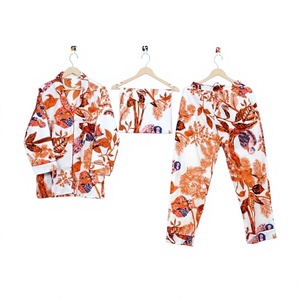 Ensemble de pyjama en coton à imprimé floral pour femmes, manches longues, col rabattu, vêtements de nuit décontractés d'été - Product Image 1