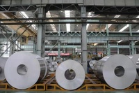 Bande de tôle en alliage d'aluminium extra large 3003 finition usine pour usage industriel (réservoirs) avec services de pliage/soudage/découpe en rouleau