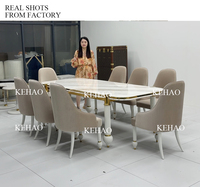 Juego de Comedor de Lujo Moderno con Mesa Rectangular de Mármol Blanco y Sillas de Terciopelo para 10 Personas, Muebles Personalizados para Comedor de Villa