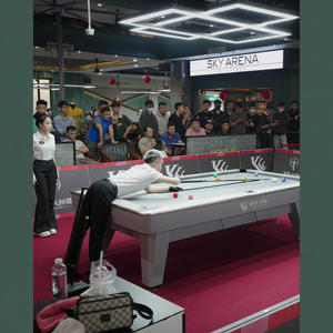 Su salón merece un factor sorpresa Esta mesa de billar de pizarra de Vietnam lo trae en cada marco y acabado - Product Image 1