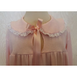 เสื้อสีชมพูและสีวาเลนซิเอนน์ - Product Image 1
