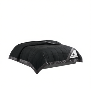 Coperta Alternativa al Piumino Downworlds, Leggera, Trapuntata, Nera, per Tutte le Stagioni, Stile Moderno, in Poliestere, Lavabile in Lavatrice - Product Image 1