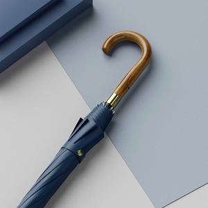 Parapluie de golf automatique coupe-vent en fibre de verre pour femmes avec poignée en bois, option cadeau d'affaires, logo personnalisé, design minimaliste - Product Image 1