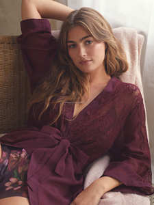 Par <span class=keywords><strong>Ted</strong></span> Baker Robe en mousseline de soie en dentelle bordeaux Vêtements de nuit pour femmes Pyjama deux pièces en dentelle bordeaux Sexy et confortable - Product Image 1