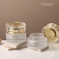Nouvelle bouteille d'emballage cosmétique en verre givré cylindrique haut de gamme avec couvercle transparent et pompe à pression 120 ml, bouteille vide