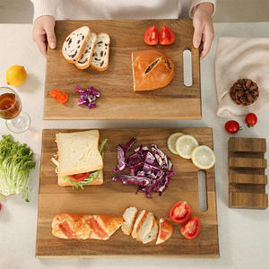 Planche à découper rectangulaire en bois avec poignée pour usage domestique et restaurant cuisine avec <span class=keywords><strong>plateau</strong></span> de <span class=keywords><strong>charcuterie</strong></span> légumes viande <span class=keywords><strong>fromage</strong></span> pain - Product Image 2