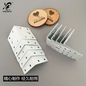 Supports d'angle blancs Xiongfa 5x5 pour étagères, connecteurs de meubles, design moderne et simple - Product Image 1