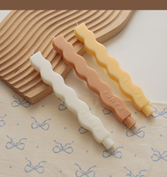 Bougies coniques ondulées décoratives sculpturales avec nœud, bougies de dîner esthétiques modernes pour la décoration de table à la maison et les mariages, vente en gros