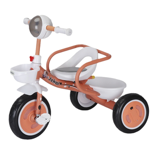 Tricycle pour enfants en gros avec barre de sécurité, vélo <span class=keywords><strong>à</strong></span> pédales orange pour enfants, vente en gros de tricycles pour tout-petits avec lumière et musique - Product Image 1
