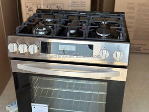 Commandes tactiles Four 30 po. Cuisinière électrique professionnelle avec panneau inclinable autonettoyant 240V dans une friteuse à air en acier inoxydable - Product Image 4