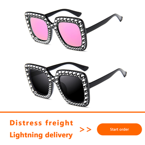 Nouvelle tendance de la mode cadre été européen et américain transfrontalier Logo personnalisé personnalisé mode soleil femmes et hommes lunettes de soleil - Product Image 2