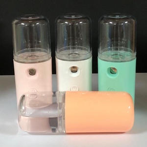 Mini Vaporizador Facial Eléctrico Portátil de Plástico, Recargable, con Función de Humidificador de Alcohol y Difusor de <span class=keywords><strong>Aroma</strong></span> - Product Image 1