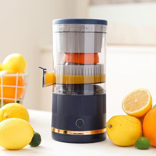 Portable Smart Kitchen Appliances Fully Automatic Juicer Wireless Rechargeable Vegetables Fruits Orange Juicer