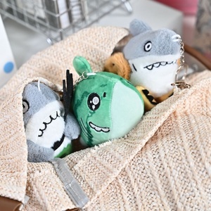 Llavero de Peluche de Tiburón Adorable, Diseño Creativo de Dibujos Animados, Relleno de Algodón PP, 0-10cm, Muñeco Divertido, Regalo para Navidad - Product Image 2