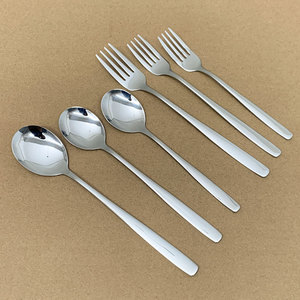 Set di Forchette e Cucchiai Coreani <span class=keywords><strong>in</strong></span> Acciaio Inox 304 Lucidato a Specchio, Grado Alimentare, 6 Pezzi, per Ristoranti e Casa - Product Image 2