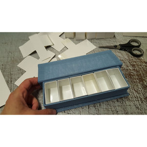 กล่องพลิกได้พร้อมช่องเก็บของ - Product Image 1